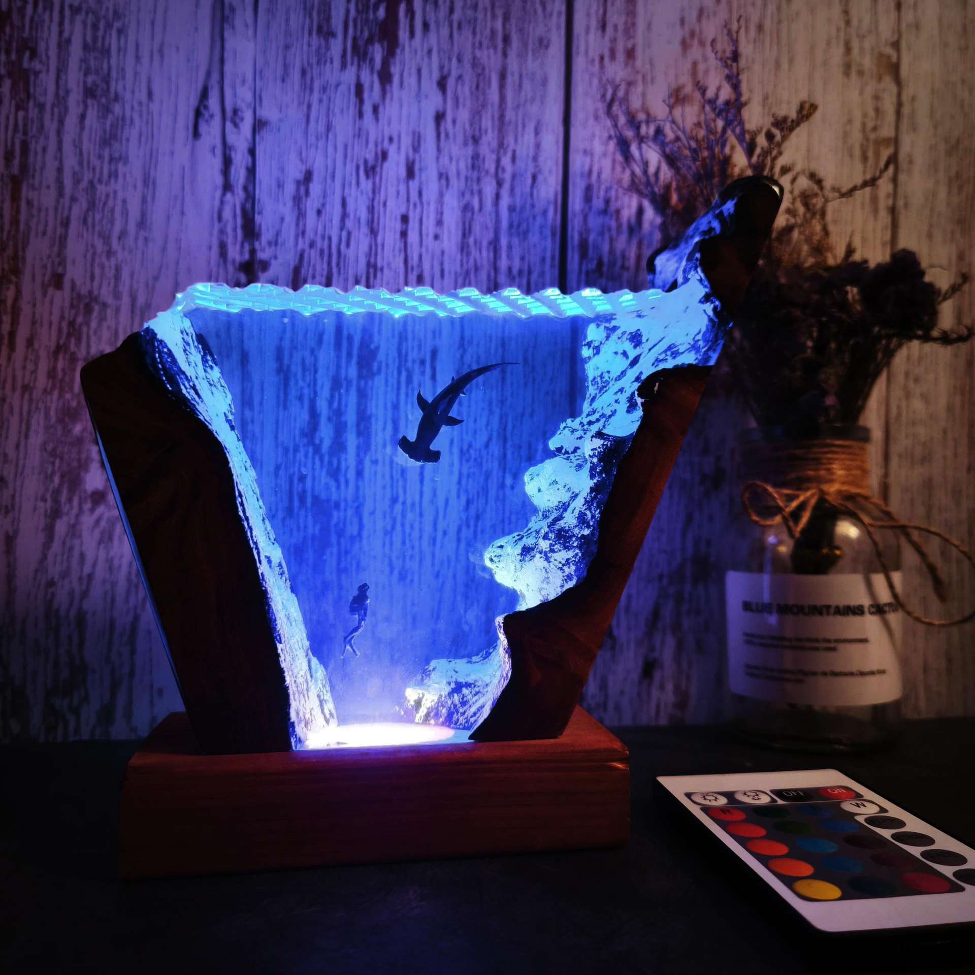 Ornamen Hiasan Rumah Hiu Palu  - Resin Art Wedding Gift ulasan dan harga